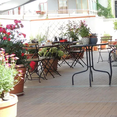Il Rosso E Il Nero Bed & Breakfast Zafferana Etnea